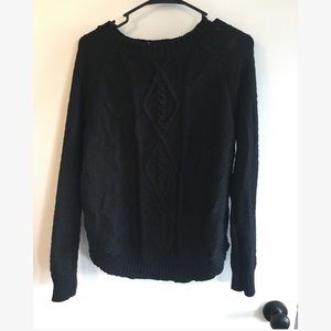 Black scallop bottom sweater